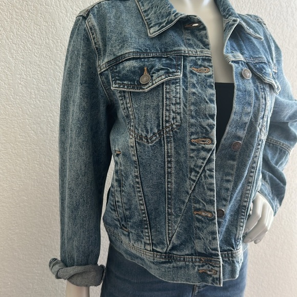 Free People We The Free Rumors Denim Jacket in Light Indigo - Picture 8 of 11